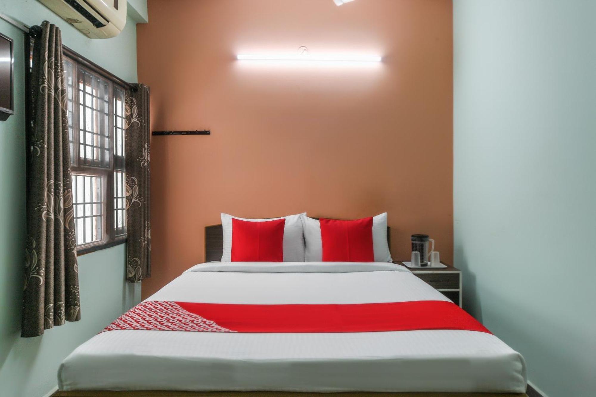 Oyo Modern Guest House Chennai Luaran gambar