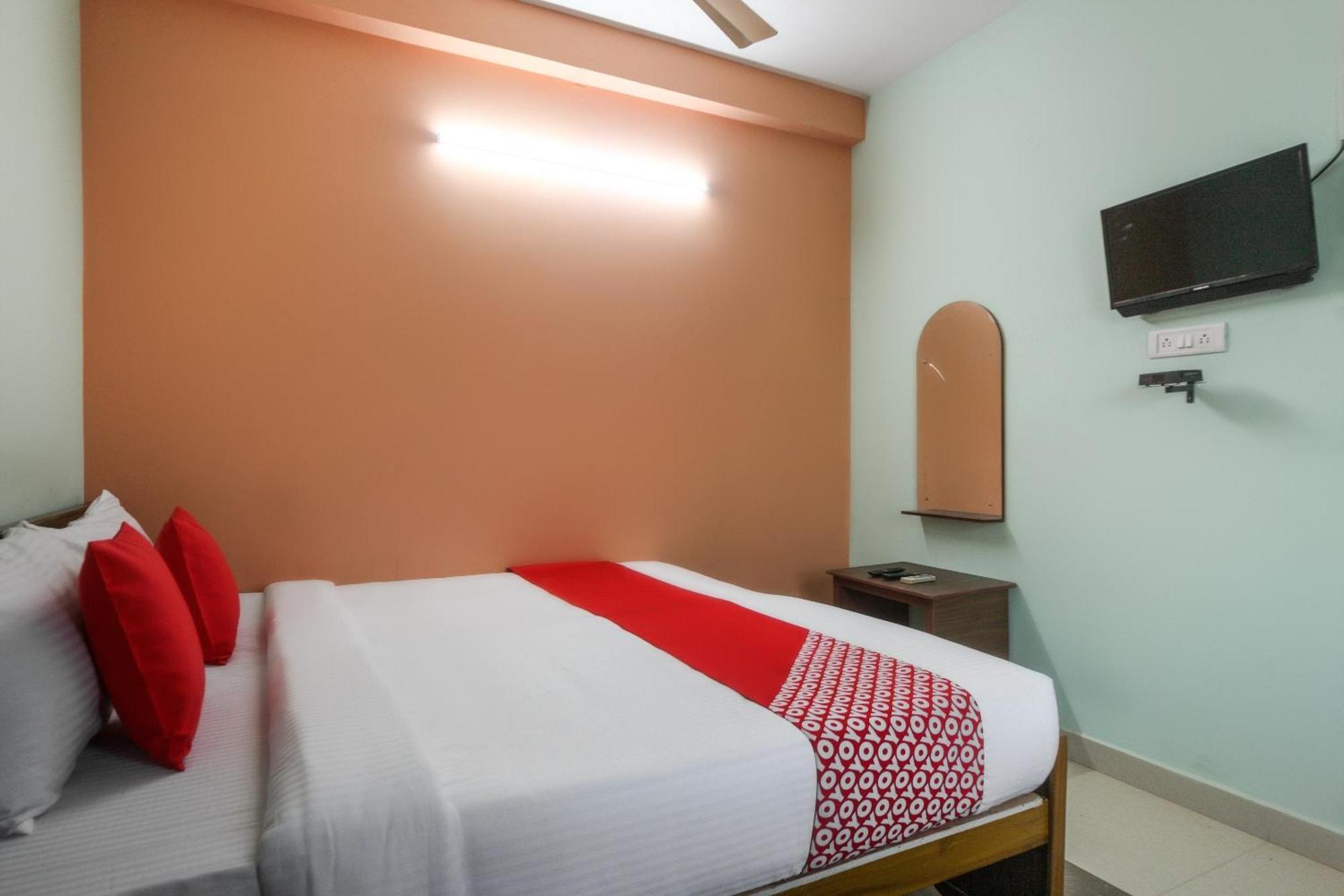 Oyo Modern Guest House Chennai Luaran gambar
