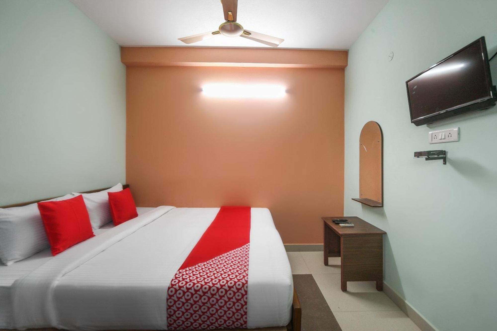 Oyo Modern Guest House Chennai Luaran gambar