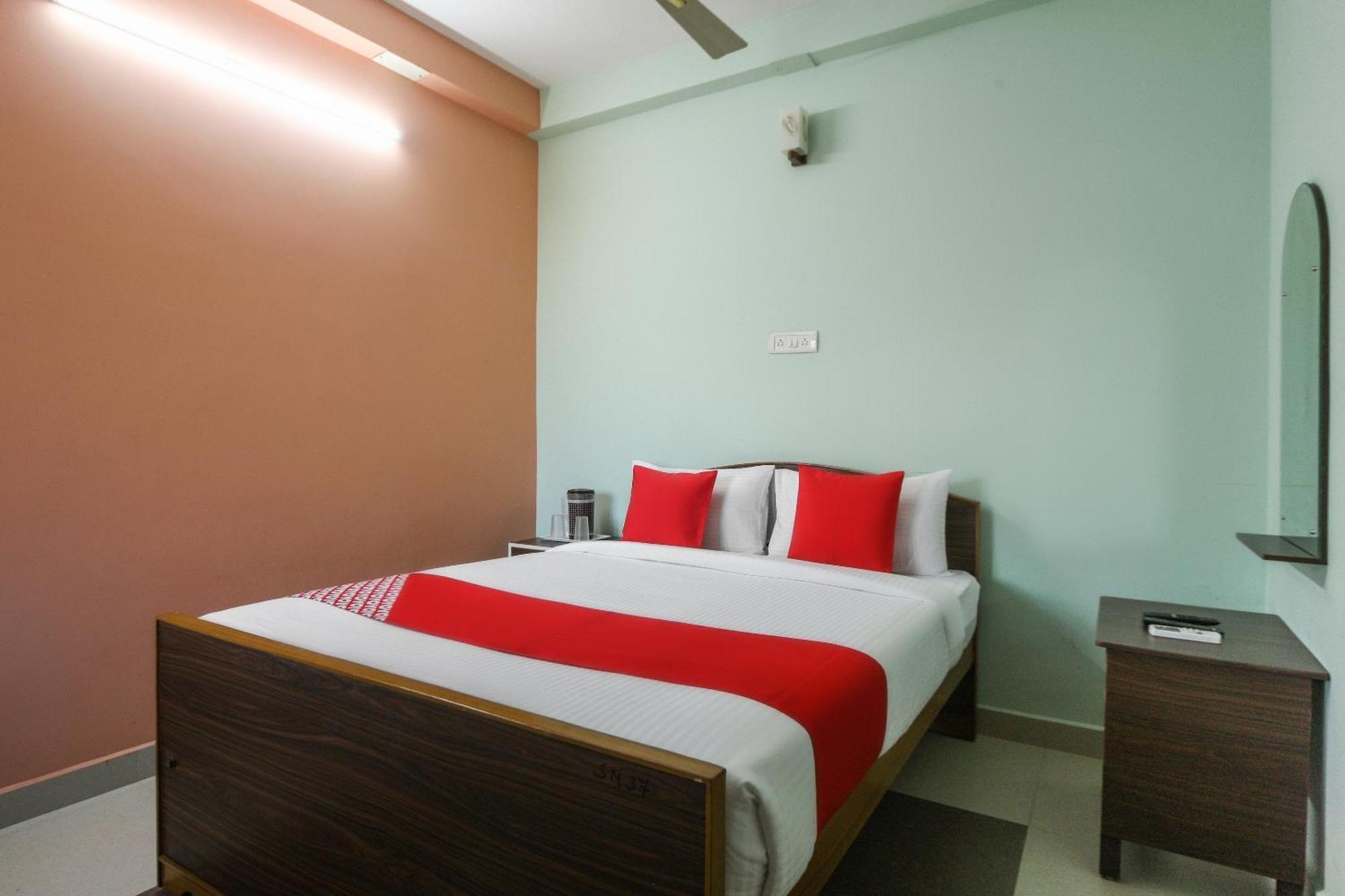 Oyo Modern Guest House Chennai Luaran gambar