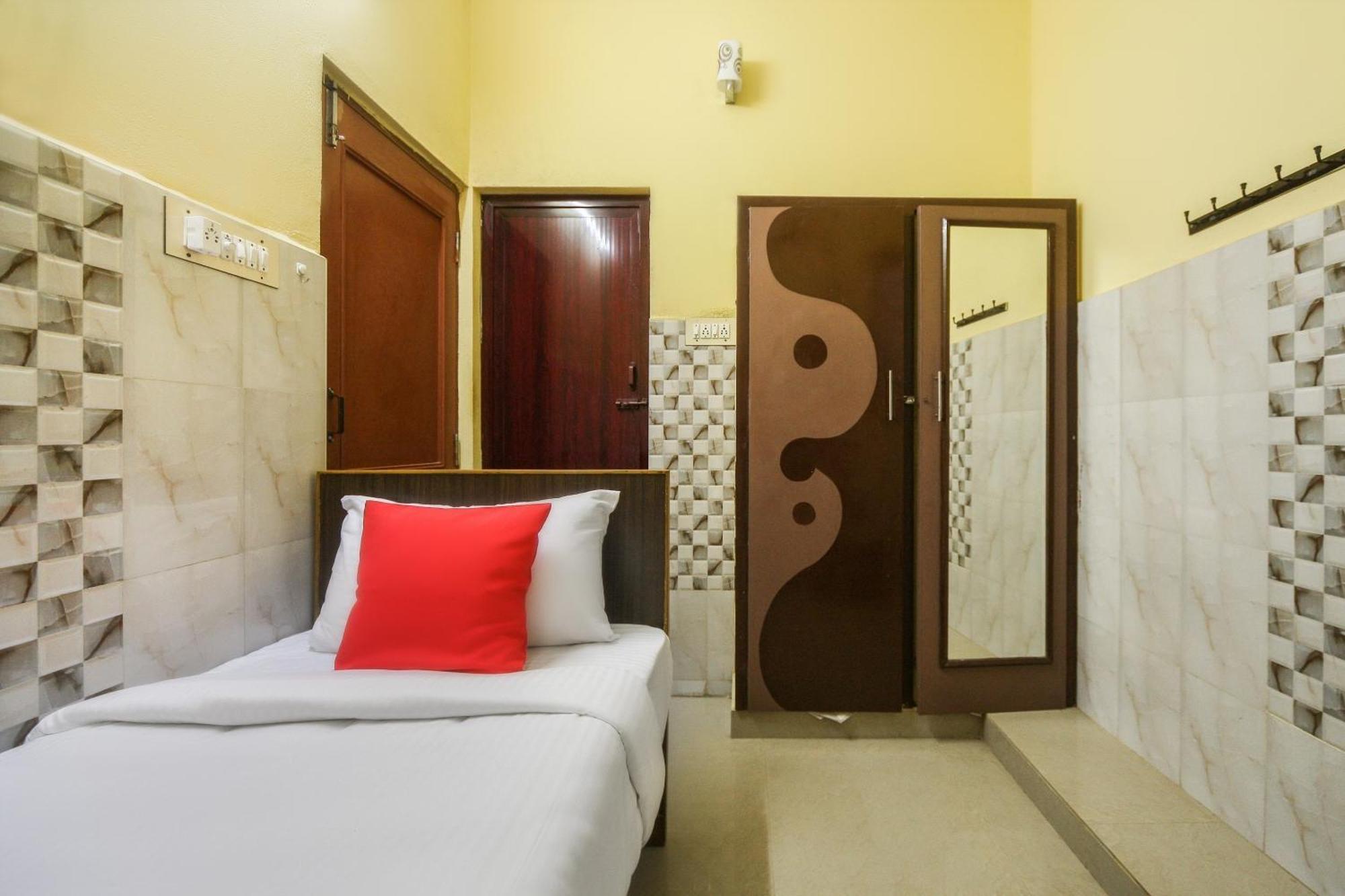 Oyo Modern Guest House Chennai Luaran gambar