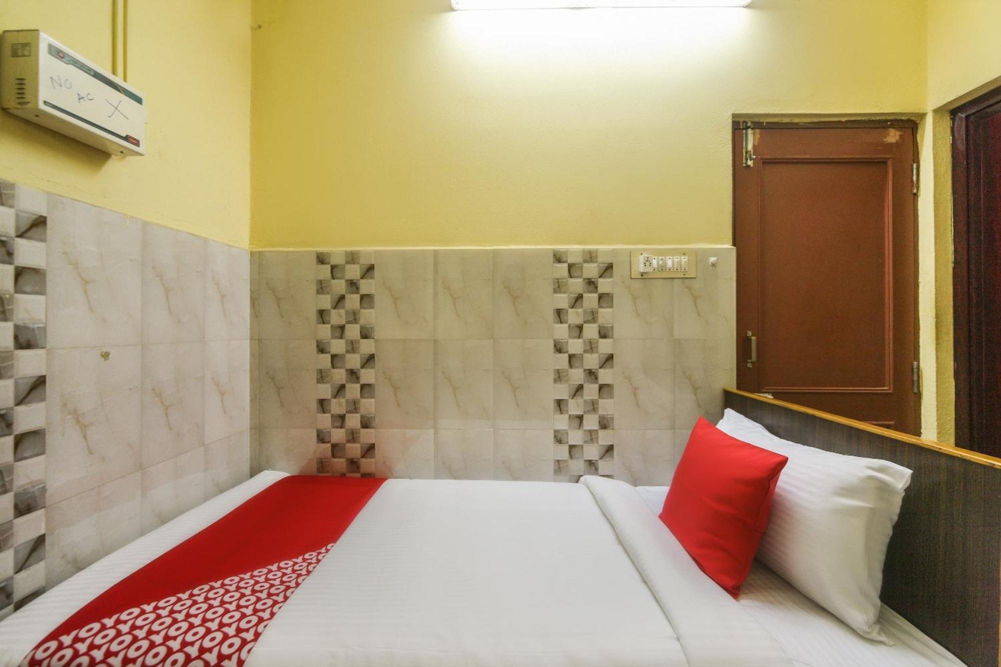 Oyo Modern Guest House Chennai Luaran gambar